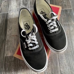Vans Authentic Black/White